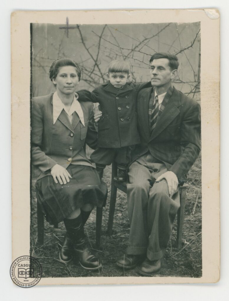 PL_1061_CASGUG_004_002_002