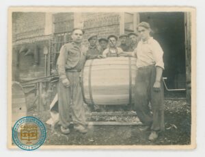 Przesiedleni z Nowicy podczas pracy