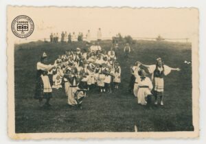 Tańce podczas obozu P.W.K. na Odernem