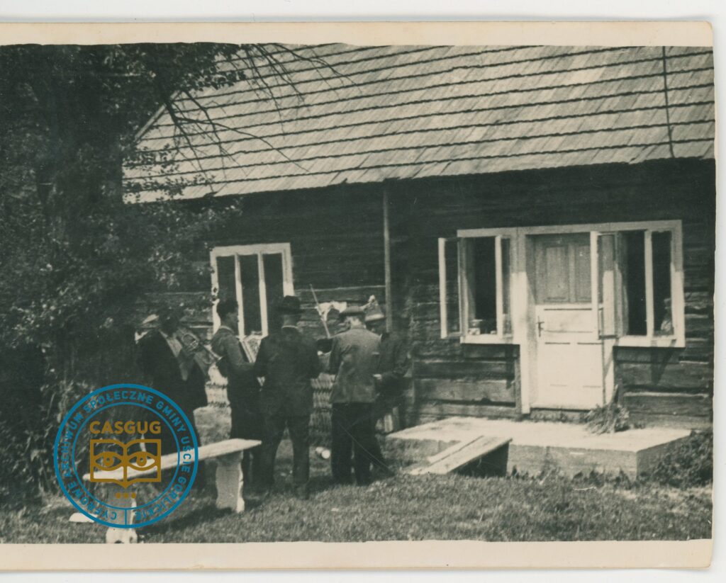 PL_1061_CASGUG_009_002_024