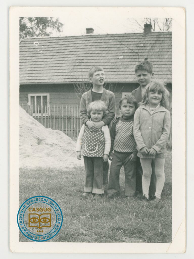 PL_1061_CASGUG_009_002_027