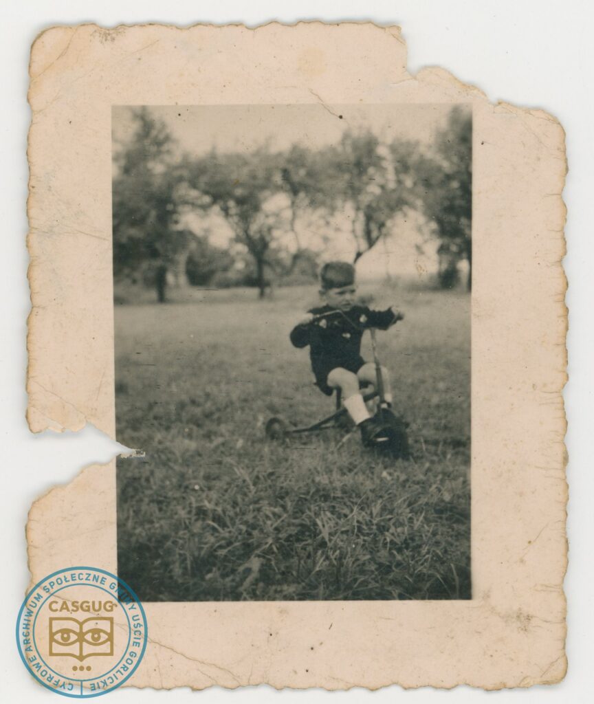 PL_1061_CASGUG_013_002_015