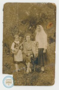 Józefa Kulasik z ciotką i jej matką