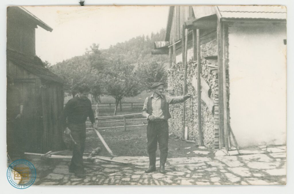 PL_1061_CASGUG_017_002_006