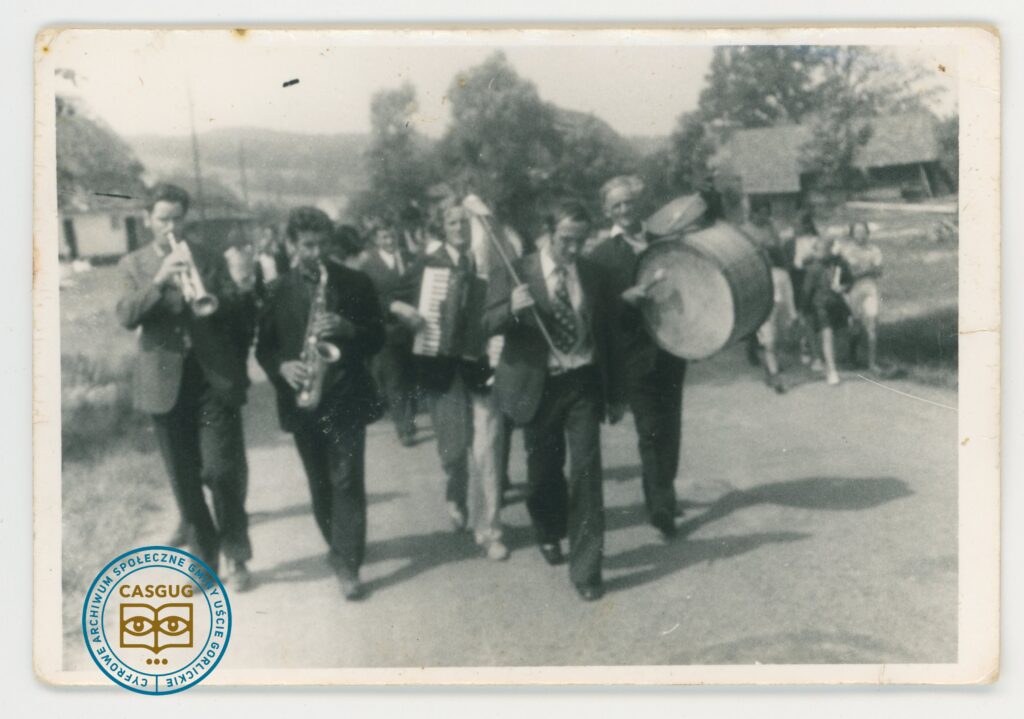 PL_1061_CASGUG_022_002_003