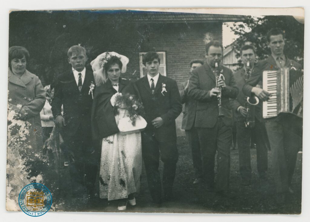 PL_1061_CASGUG_022_002_008