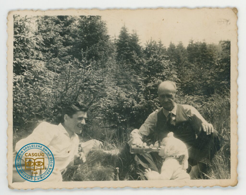 PL_1061_CASGUG_024_002_004