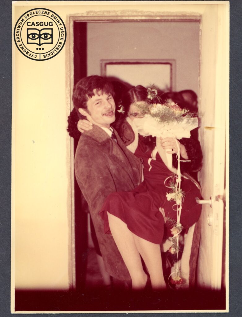 PL_1061_CASGUG_044_001_007