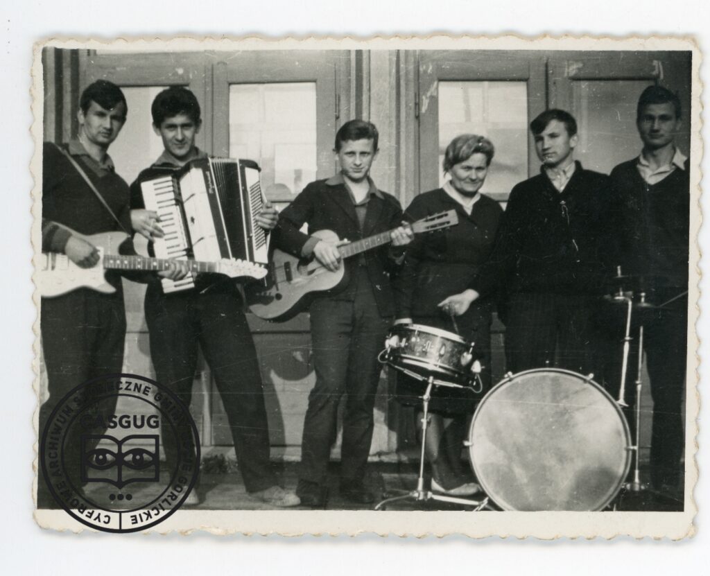 PL_1061_CASGUG_047_001_004