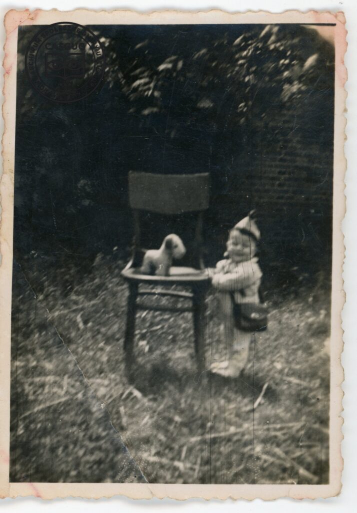 PL_1061_CASGUG_048_001_003