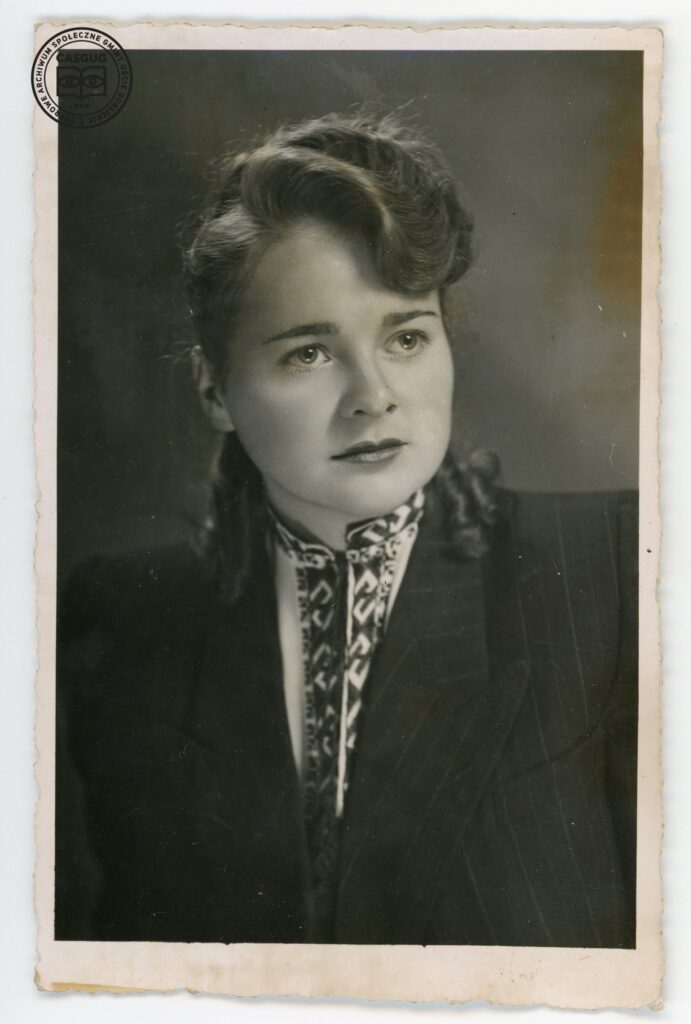 PL_1061_CASGUG_048_001_016