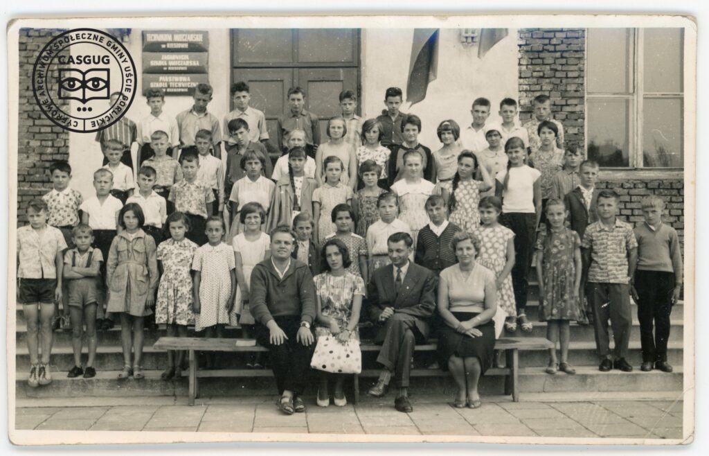 PL_1061_CASGUG_048_001_019