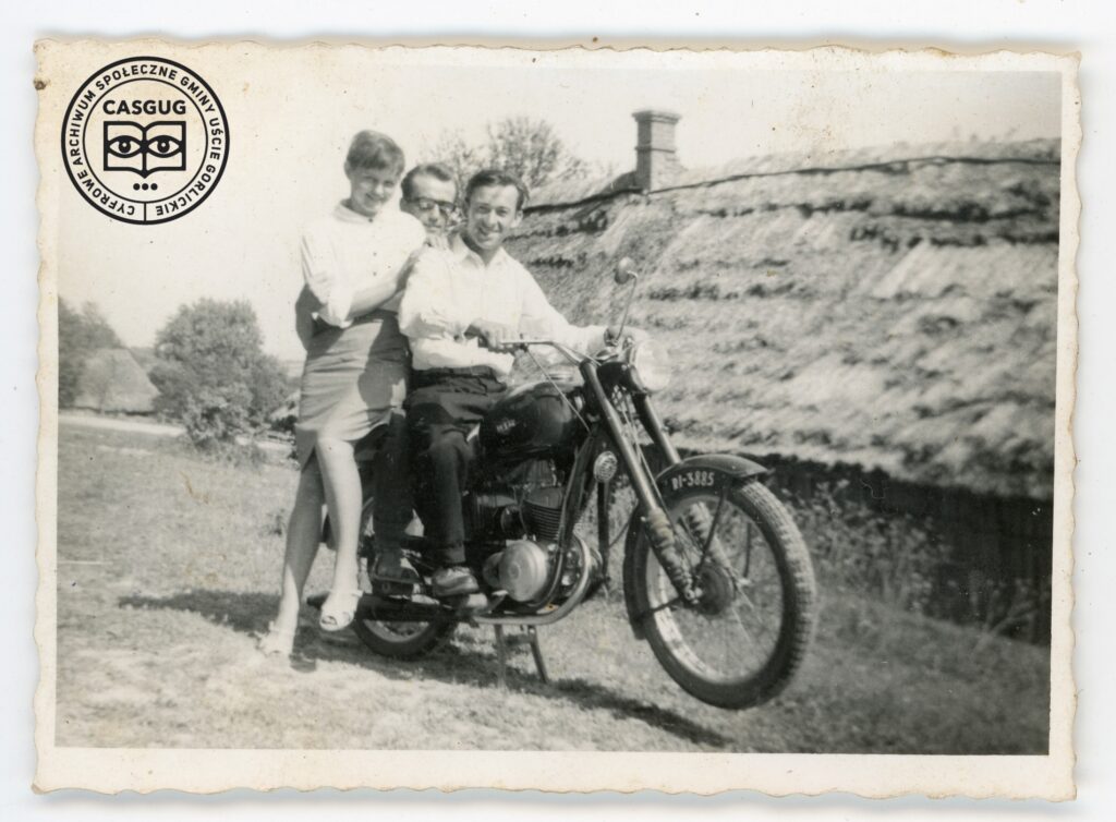 PL_1061_CASGUG_049_001_016