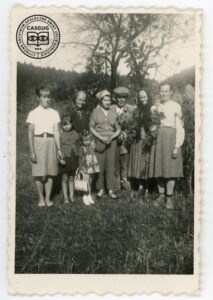 Salomea z córką i Bartłomiej z Anną Surmowie