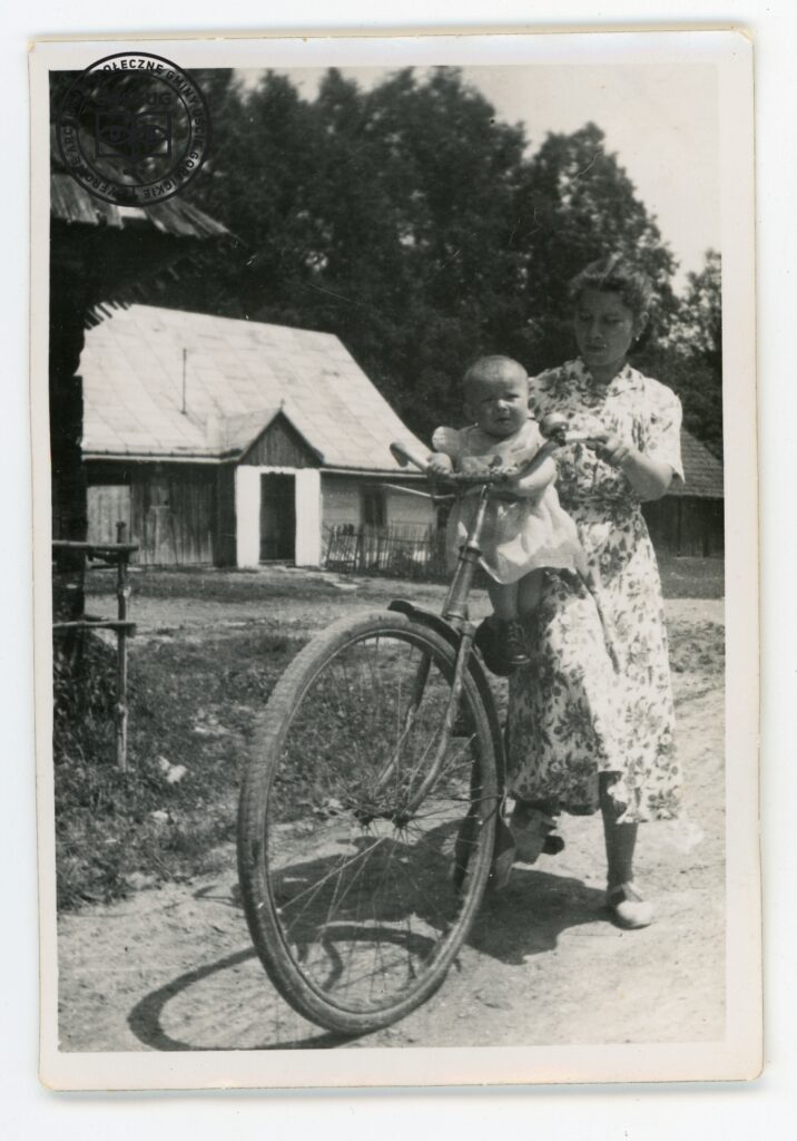 PL_1061_CASGUG_049_001_031