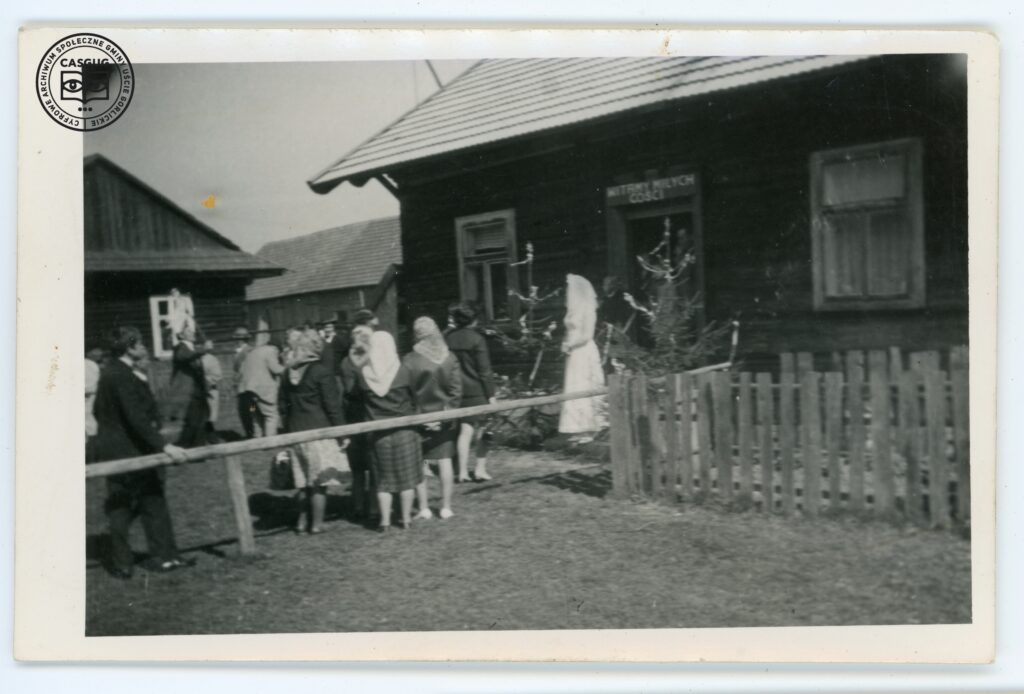 PL_1061_CASGUG_049_001_042