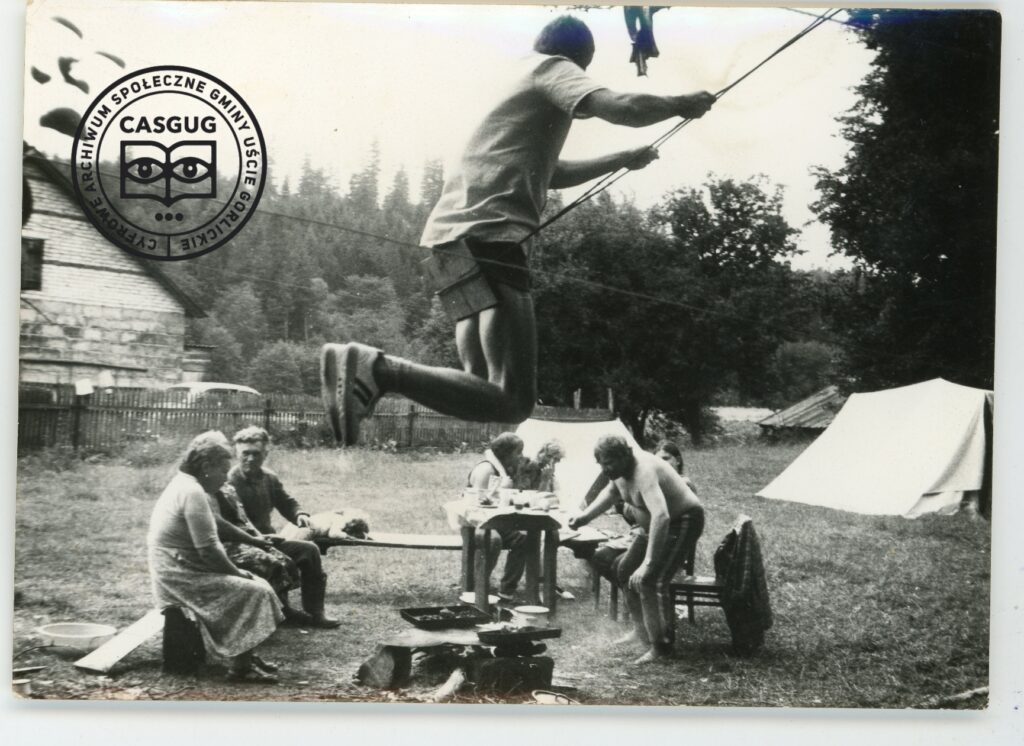 PL_1061_CASGUG_049_001_044