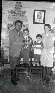 Piotr Czuchta z żoną Anną i dziećmi