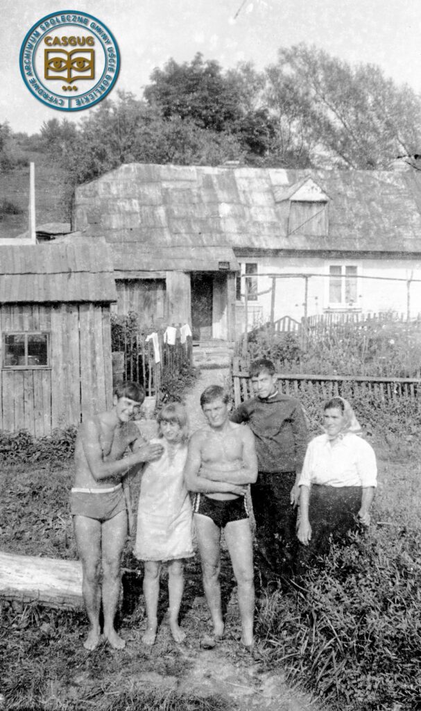 PL_1061_CASGUG_059_001_125