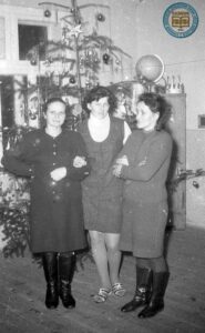 Noworoczna zabawa w bibliotece w Koniecznej - najprawdopodobniej 1970 rok